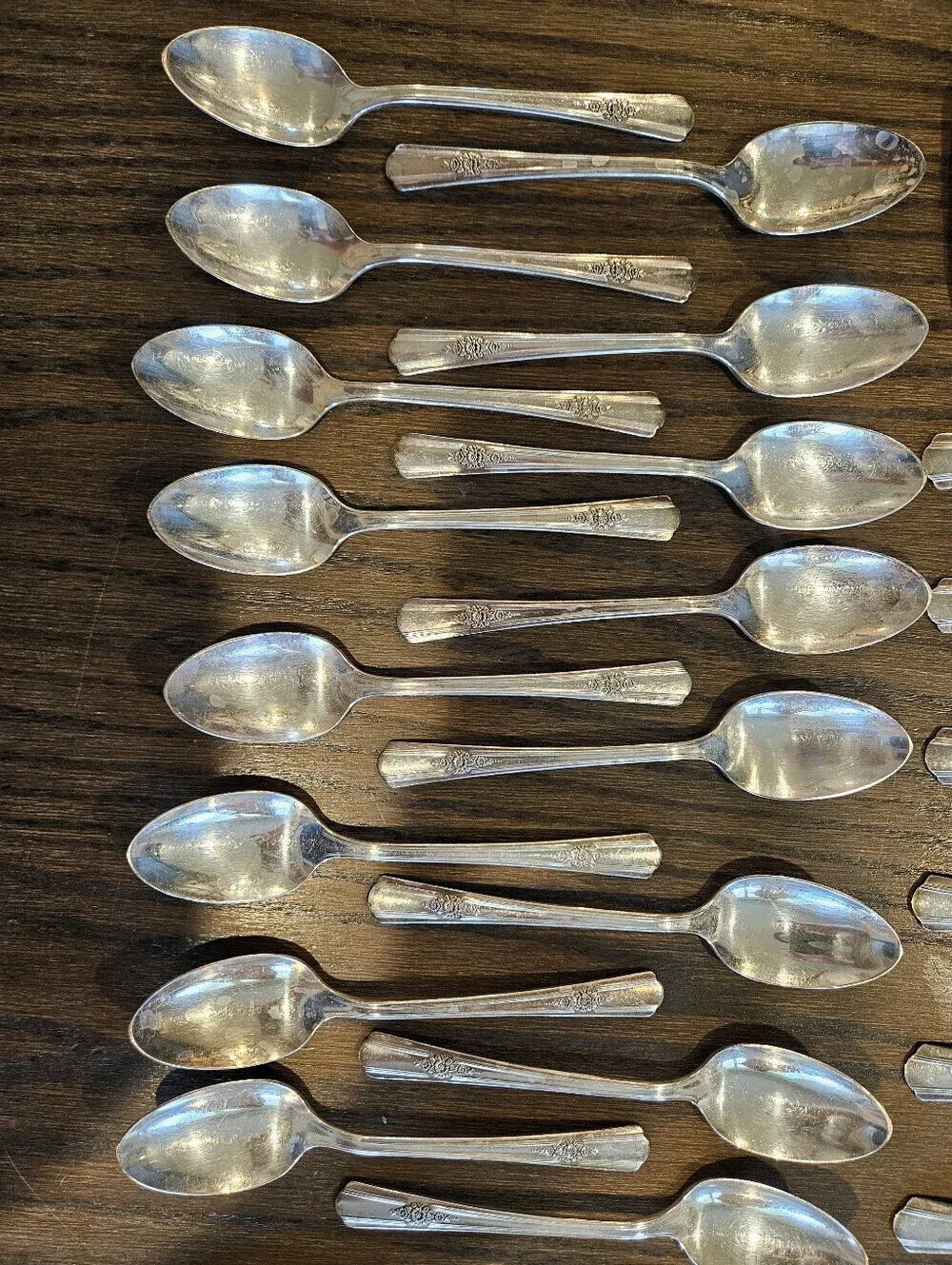 Wm Rogers Overlaid Vintage Silver Flatware Set - 51 Pieces Eith Floral Engraving